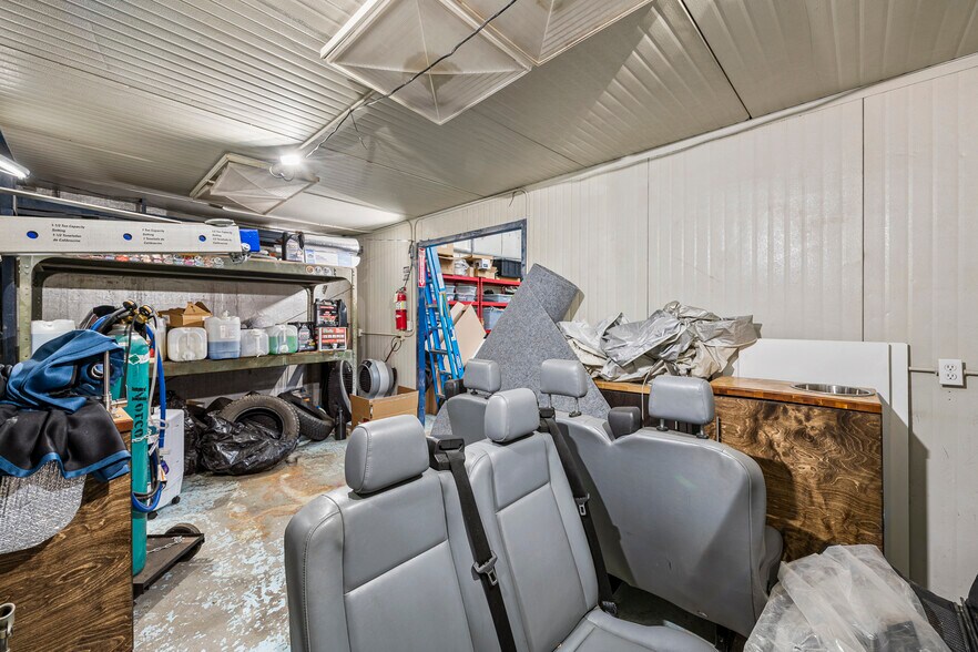 More Photos Of 971 Margaret Ave, Salt Lake City Service For Sale