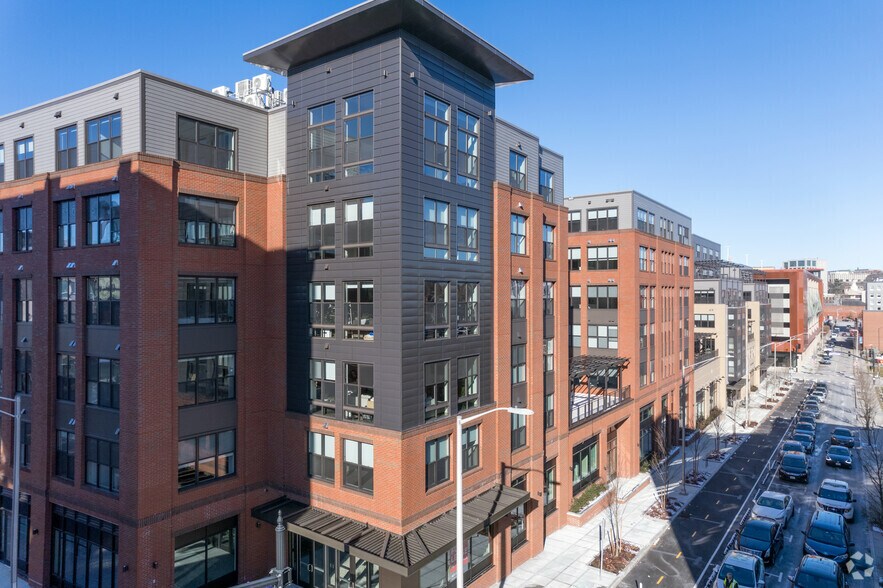 More Photos Of 125 Clifford St, Providence Apartments For Lease