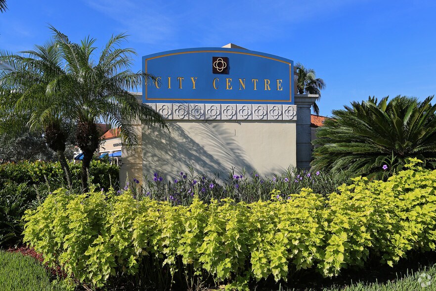 More Photos Of 2000 PGA Blvd, Palm Beach Gardens Storefront Retail Office For Lease