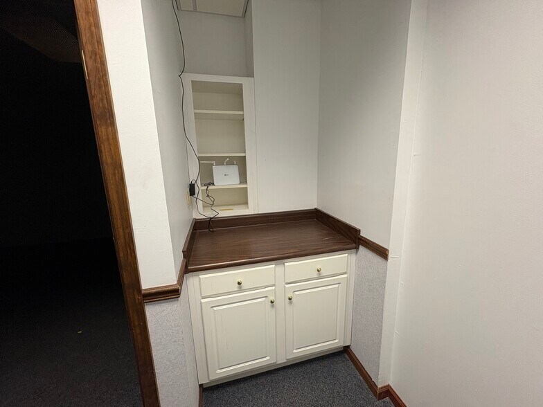 More Photos Of 1201 Cumberland Ave, West Lafayette Office For Lease