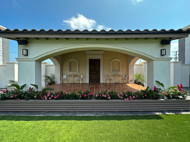 More Photos Of 1290 FM 43, Corpus Christi Storefront For Sale