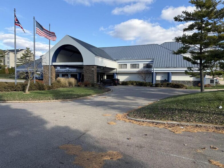 More Photos Of 300 Prestige Pl, Dayton Hotel For Sale