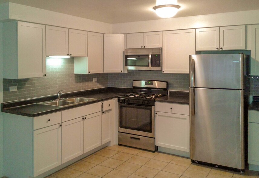 More Photos Of 949-953 E 86th St, Chicago Apartments For Sale