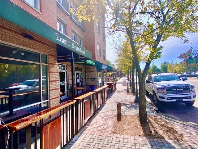 More Photos Of 100 Market St, Chattanooga Storefront For Sale