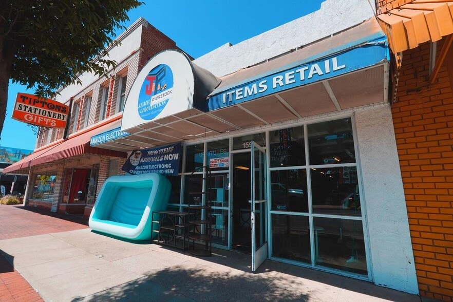 Primary Photo Of 159 W Yosemite Ave, Manteca Storefront For Lease