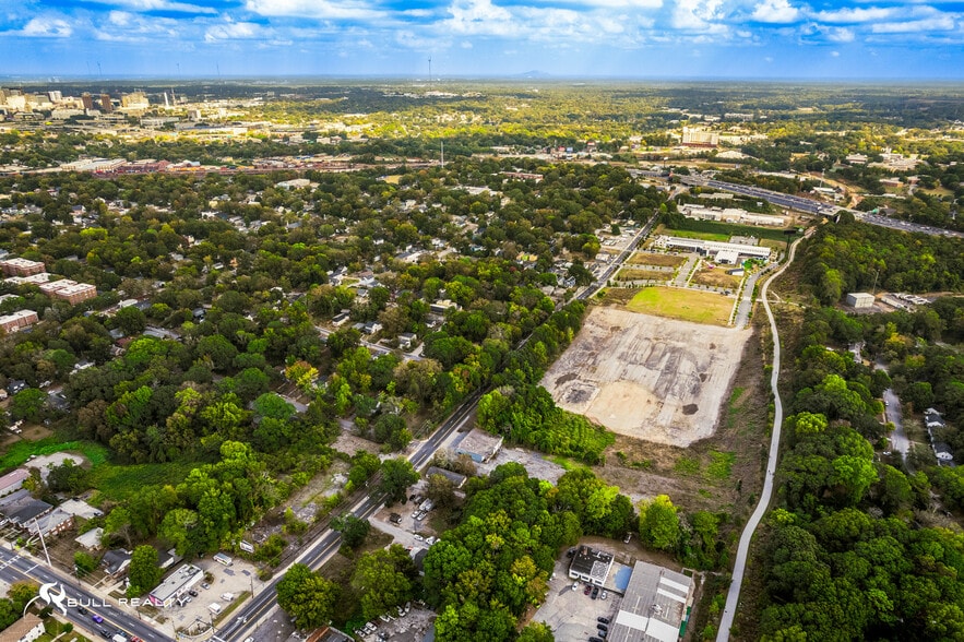 More Photos Of 566 SW University Ave, Atlanta Apartments For Sale