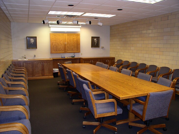 More Photos Of 400 W 7th St, Bloomington Office For Sale