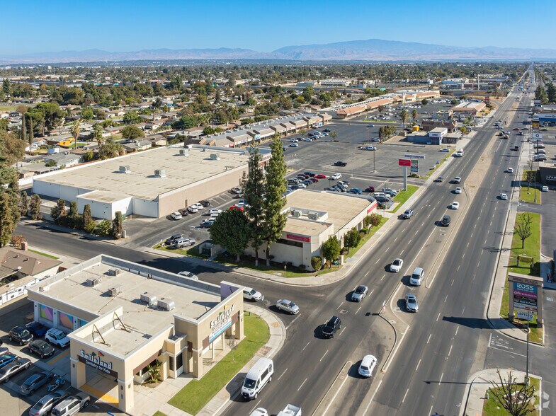 More Photos Of 3792 Ming Ave, Bakersfield General Retail For Sale