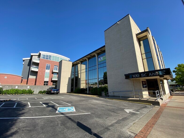 More Photos Of 100 Saint Ann St, Owensboro Office For Lease