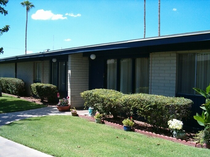More Photos Of 2620 N 40th St, Phoenix Apartments For Sale