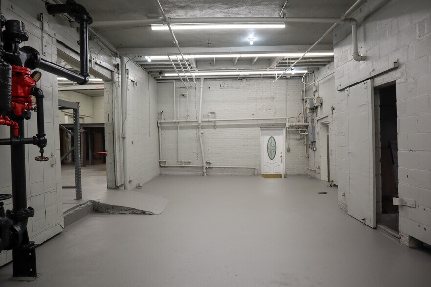 More Photos Of 309-311 Hillside Ave, Hillside Warehouse For Sale