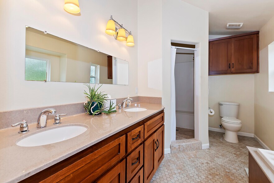 More Photos Of 26288 CA-18, Rimforest Storefront Retail Residential For Sale