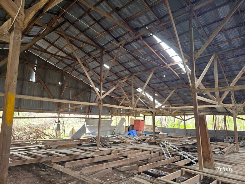 More Photos Of 1020 N College St, Gonzales Contractor Storage Yard For Sale