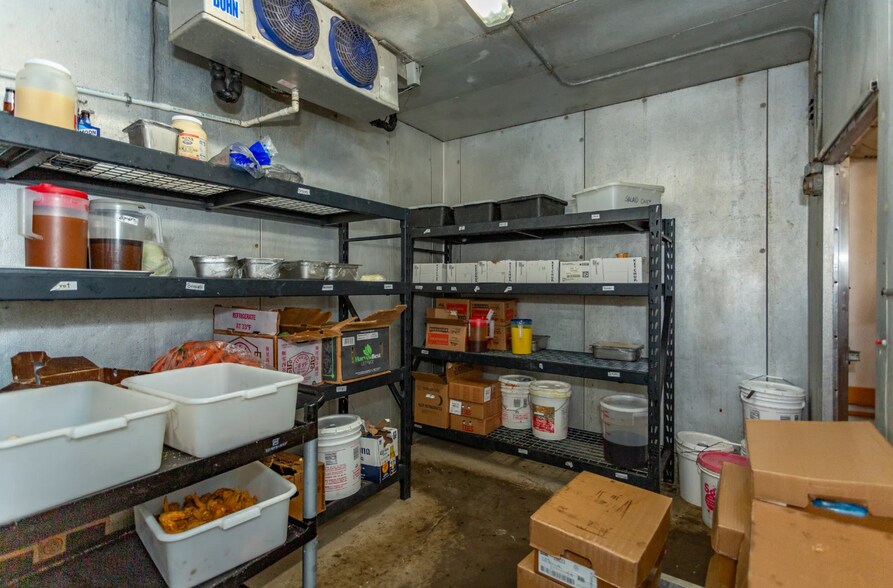 More Photos Of 3530 Pelham Pky, Pelham Fast Food For Sale