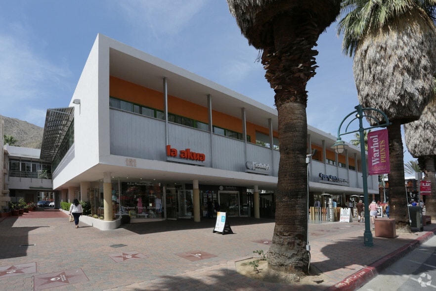 More Photos Of 100-139 S Palm Canyon Dr, Palm Springs Storefront Retail Office For Lease