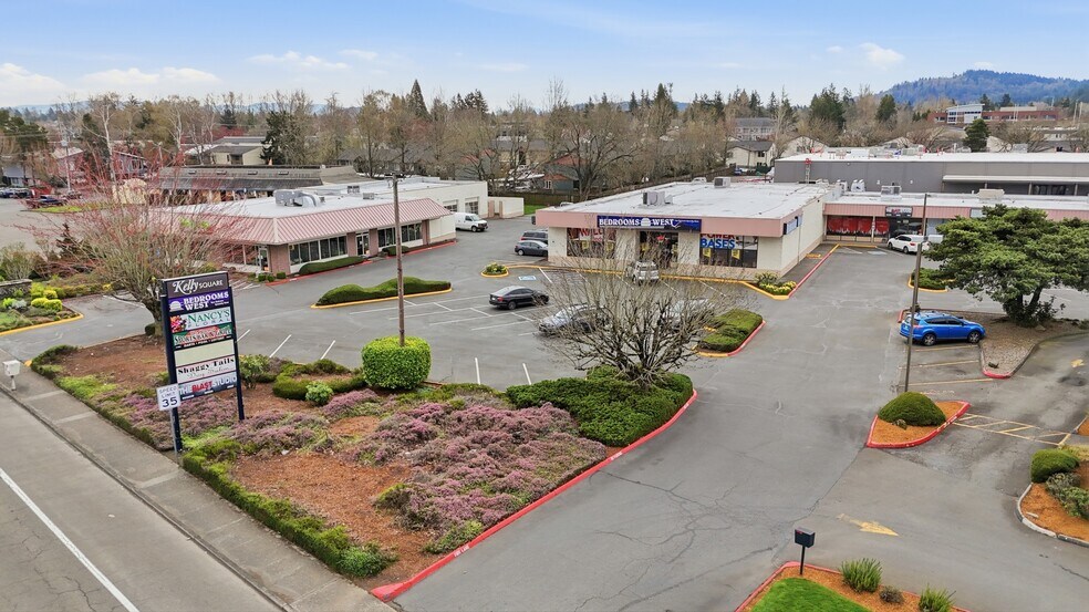 Primary Photo Of 576 NE Burnside Rd, Gresham General Retail For Sale