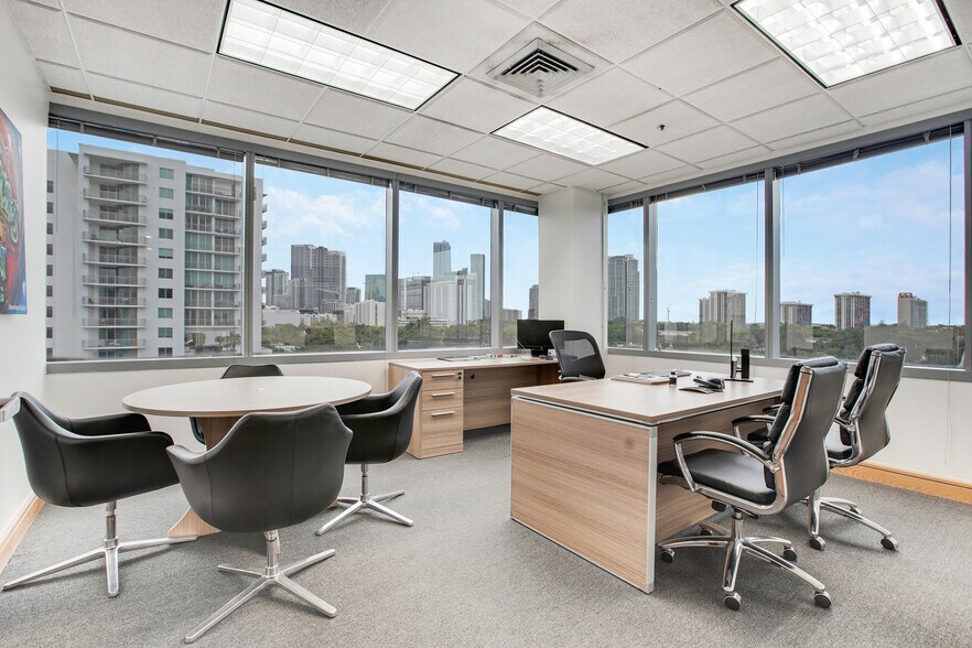 More Photos Of 2121 SW 3rd Ave, Miami Office For Lease