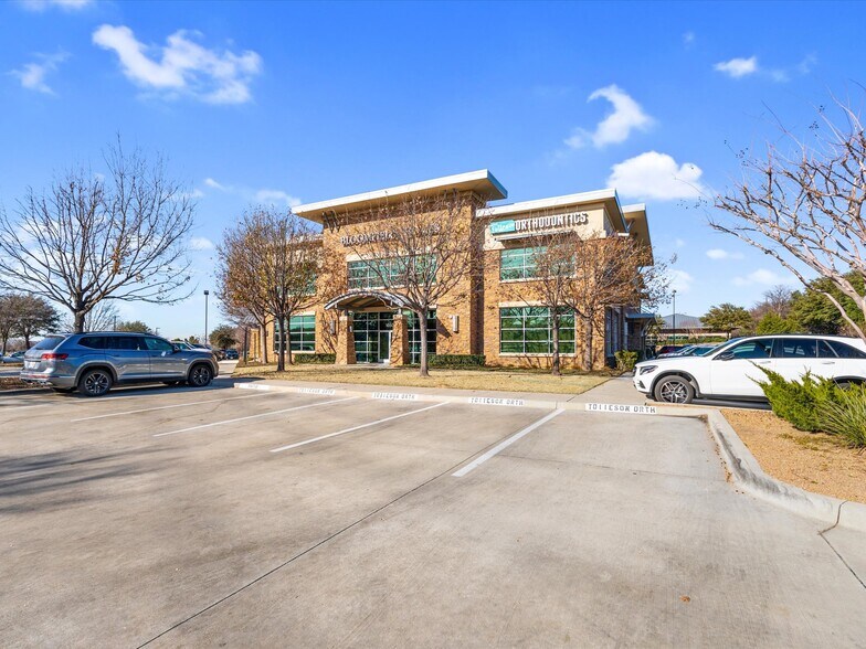 More Photos Of 1050 E State Highway 114, Southlake Office For Sale