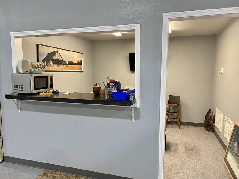 More Photos Of 3927 S County Road 1290, Odessa Industrial For Sale