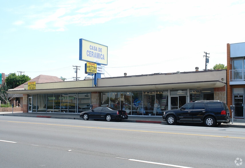 More Photos Of 1515-1517 N Main St, Santa Ana Storefront For Lease