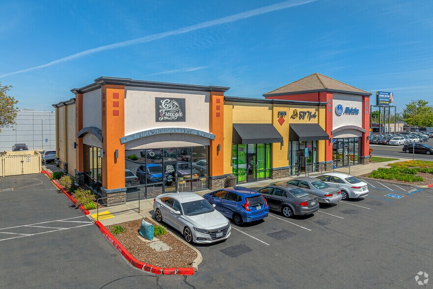 More Photos Of 2125 Fulton Ave, Sacramento Unknown For Lease