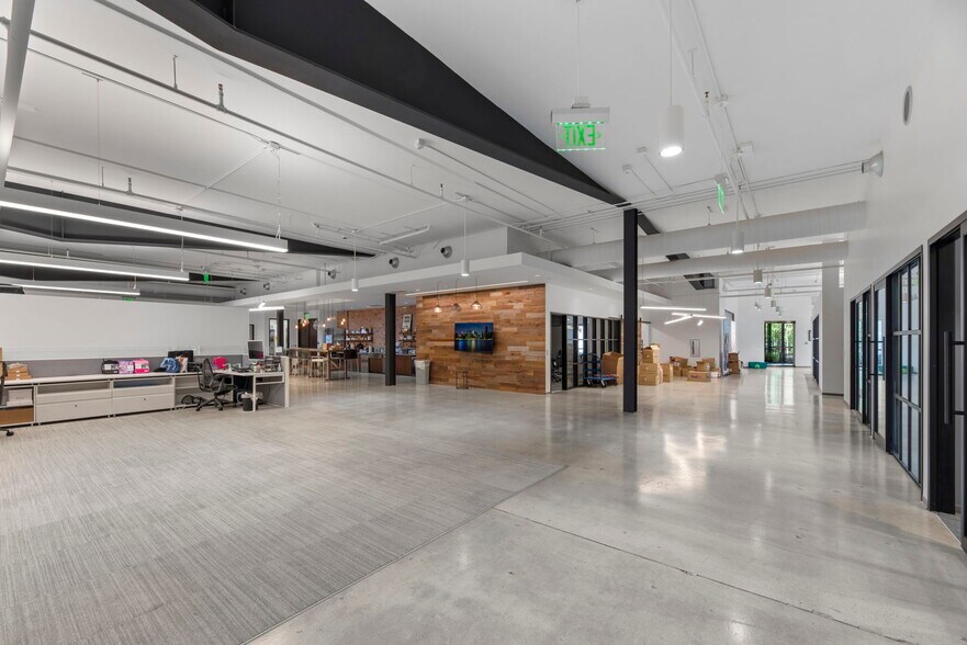 More Photos Of 30501 Agoura Rd, Agoura Hills Office For Lease