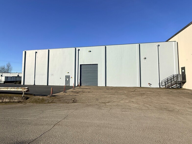 Primary Photo Of 3025A Industrial Way NE, Salem Warehouse For Lease