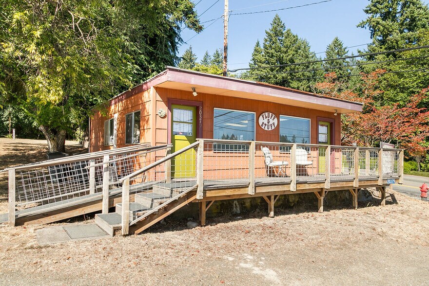 More Photos Of 20363-20379 NW Cedar Ln, Poulsbo General Retail For Sale