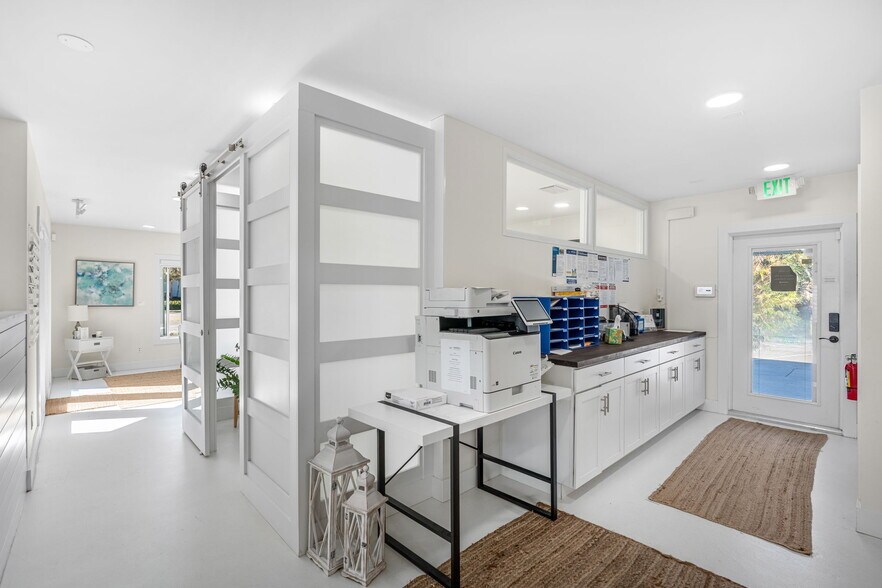 More Photos Of 9300 N A1A, Vero Beach Freestanding For Sale