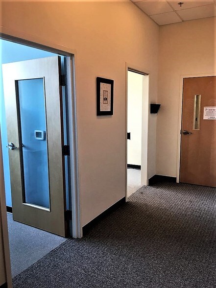 More Photos Of 1019 Ghaner Rd, State College Office For Lease