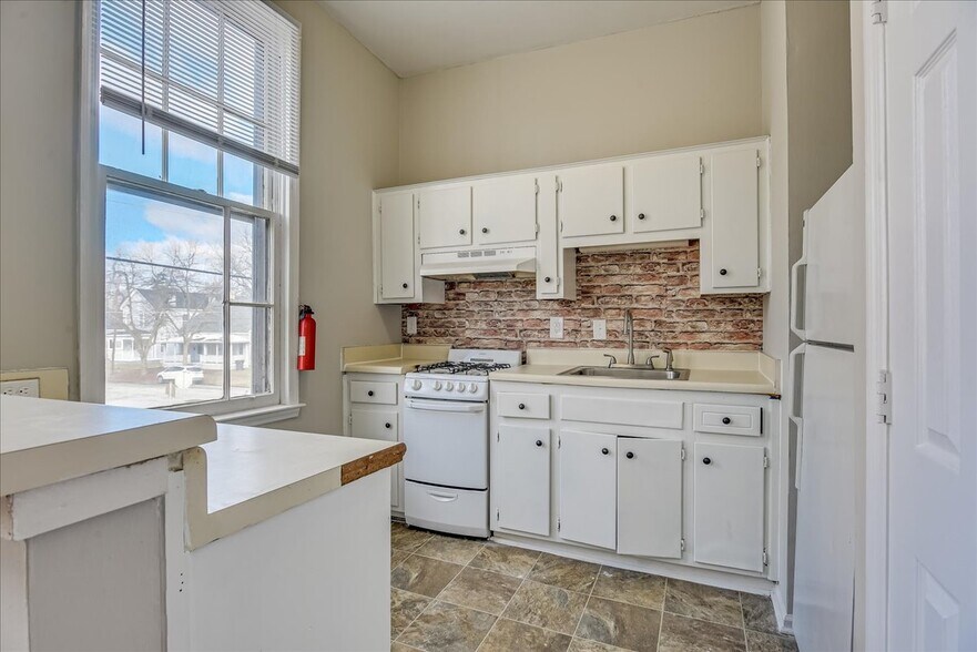 More Photos Of 602-604 3rd St, Augusta Apartments For Sale