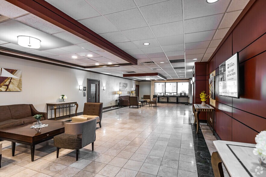 More Photos Of 5105 S Howell Ave, Milwaukee Hotel For Sale