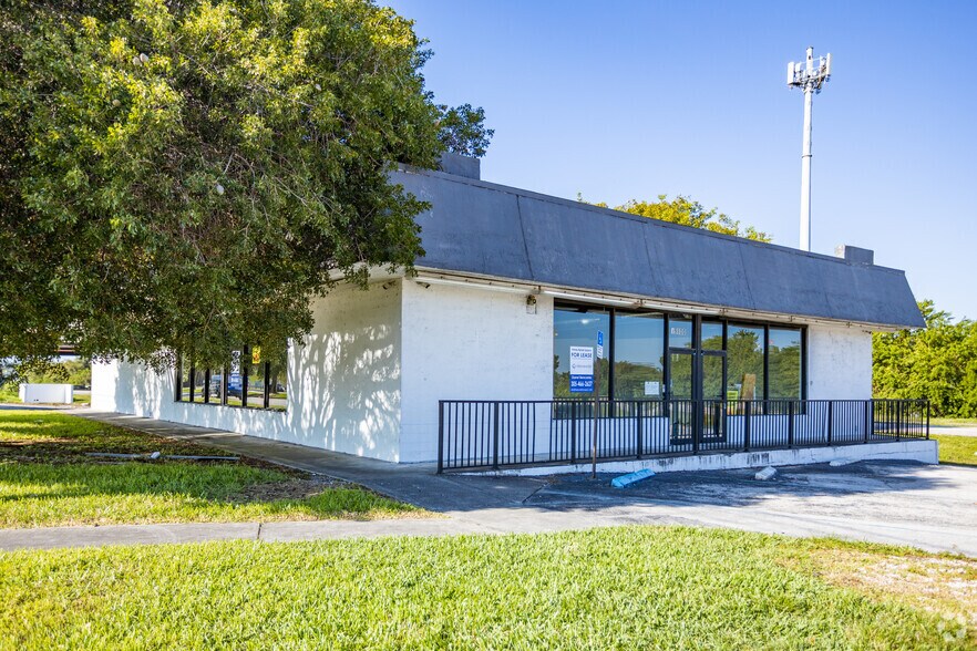 More Photos Of 19700 S Dixie Hwy, Miami Unknown For Lease