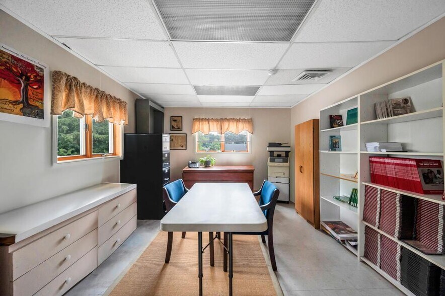 More Photos Of 2539 Middle Country Rd, Centereach Office For Sale