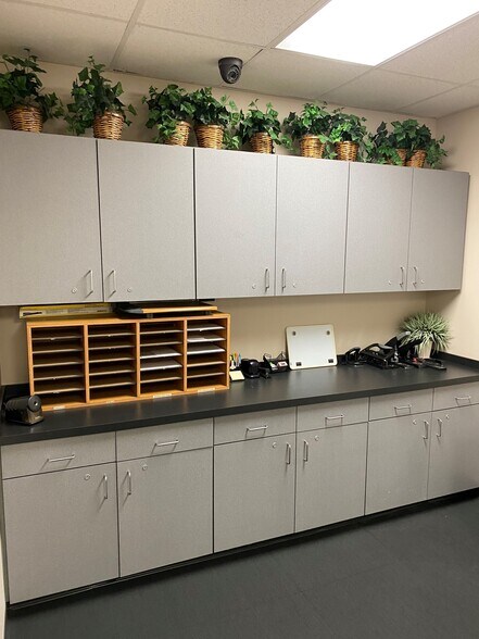 More Photos Of 100 Constitution Dr, Virginia Beach Office For Lease