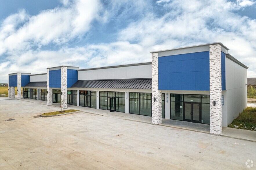 Primary Photo Of 3100 N. Major Drive, Beaumont Restaurant For Lease