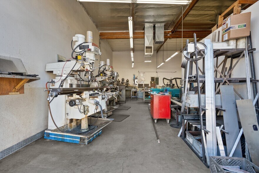 More Photos Of 12455 Branford St, Pacoima Warehouse For Sale