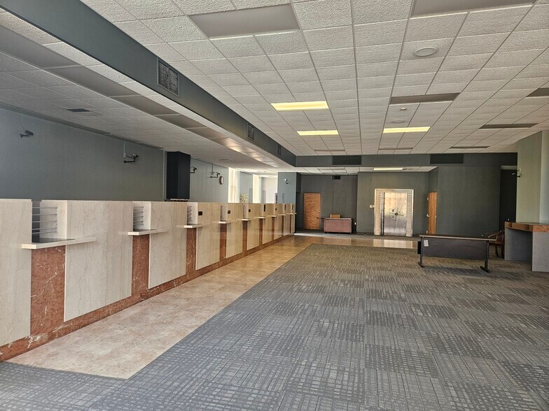 More Photos Of 3265 Main St, Weirton Bank For Sale