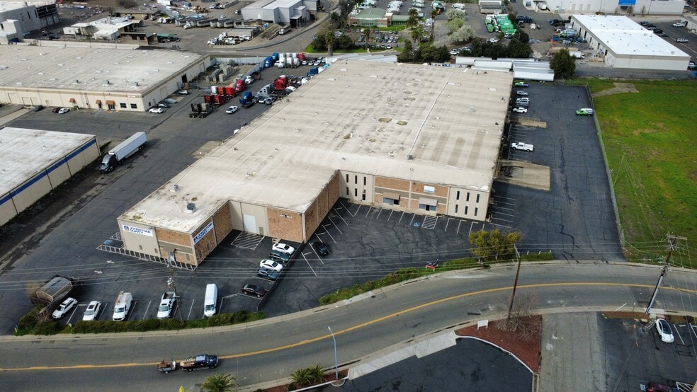 Primary Photo Of 3301-3325 Orange Grove Ave, North Hghlds, North Highlands Warehouse For Sale