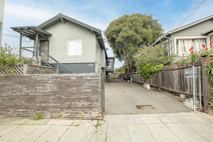 More Photos Of 1535 Julia St, Berkeley Apartments For Sale