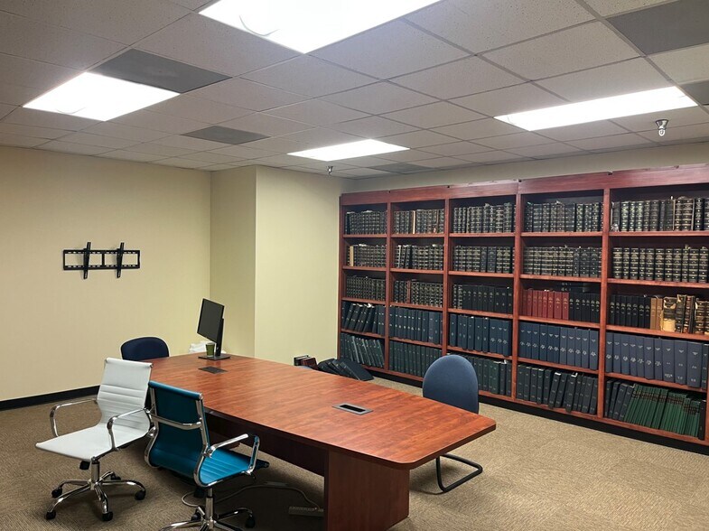 More Photos Of 7025 Albert Pick Rd, Greensboro Office For Lease