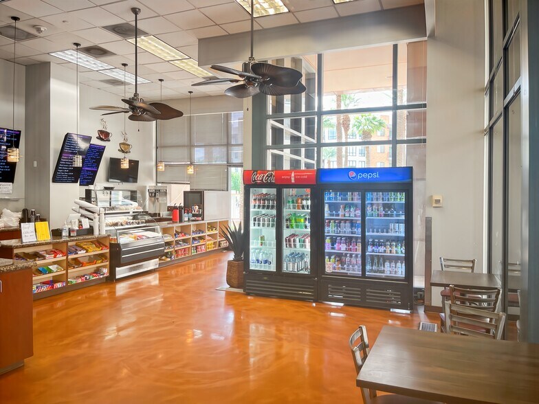 More Photos Of 20 E Thomas Rd, Phoenix Coworking Space