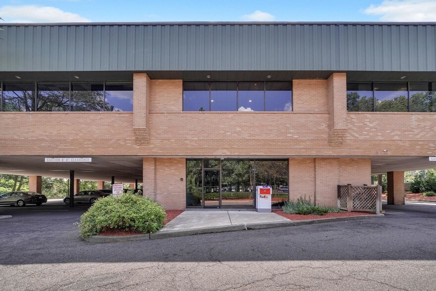 Primary Photo Of 180 Summit Ave, Montvale Medical For Lease