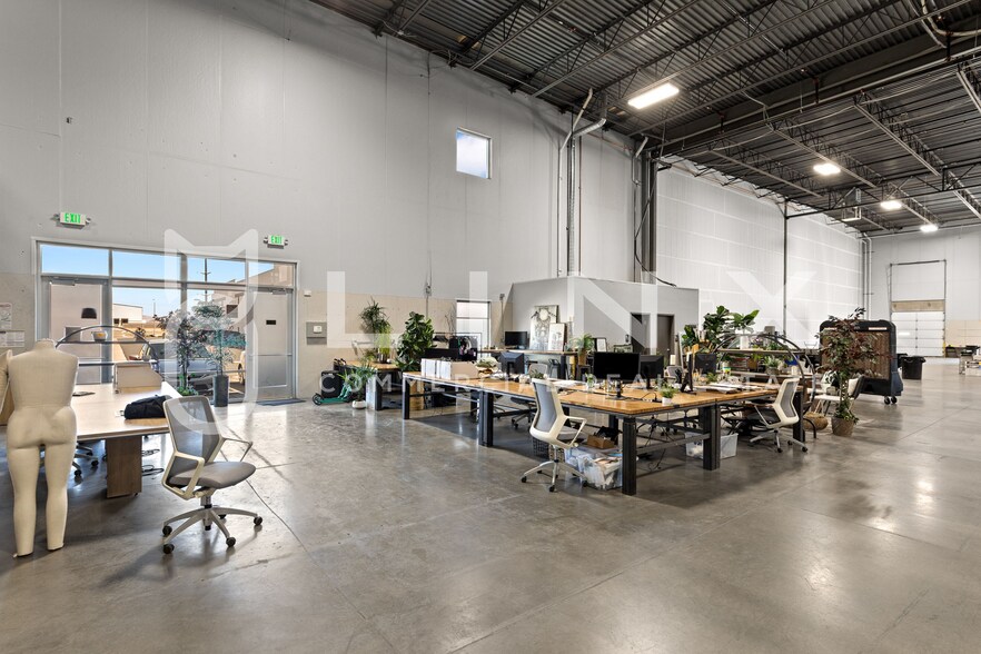 More Photos Of 1212 E Venture Dr, Saint George Warehouse For Lease