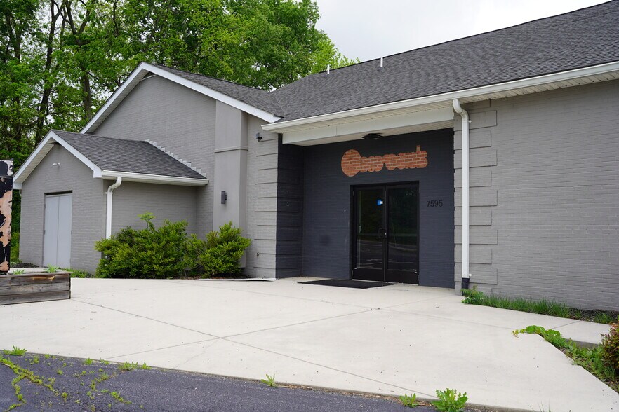 More Photos Of 7595 Martinsburg Pike, Shepherdstown Office For Sale