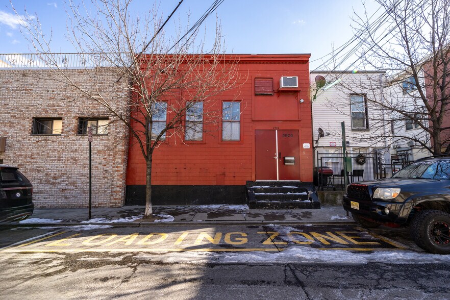 More Photos Of 2907 Summit Ave, Union City Industrial For Sale