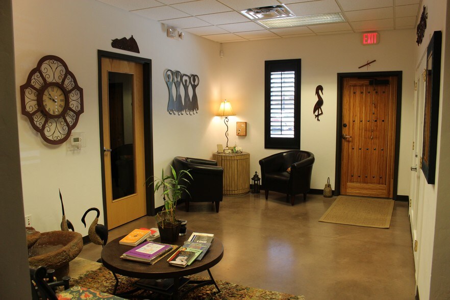 More Photos Of 3038 E Fort Lowell Rd, Tucson Medical For Sale