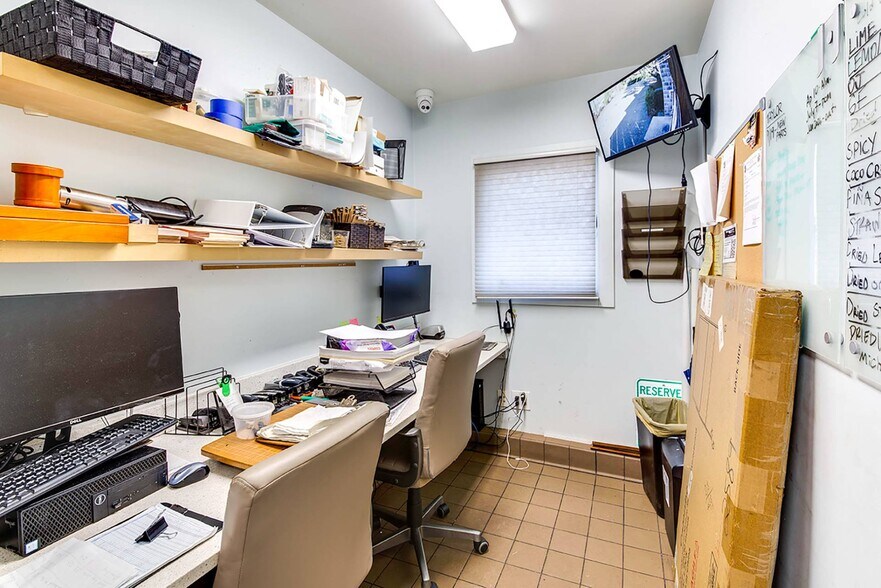 More Photos Of 74a Montauk Hwy, Amagansett Restaurant For Lease