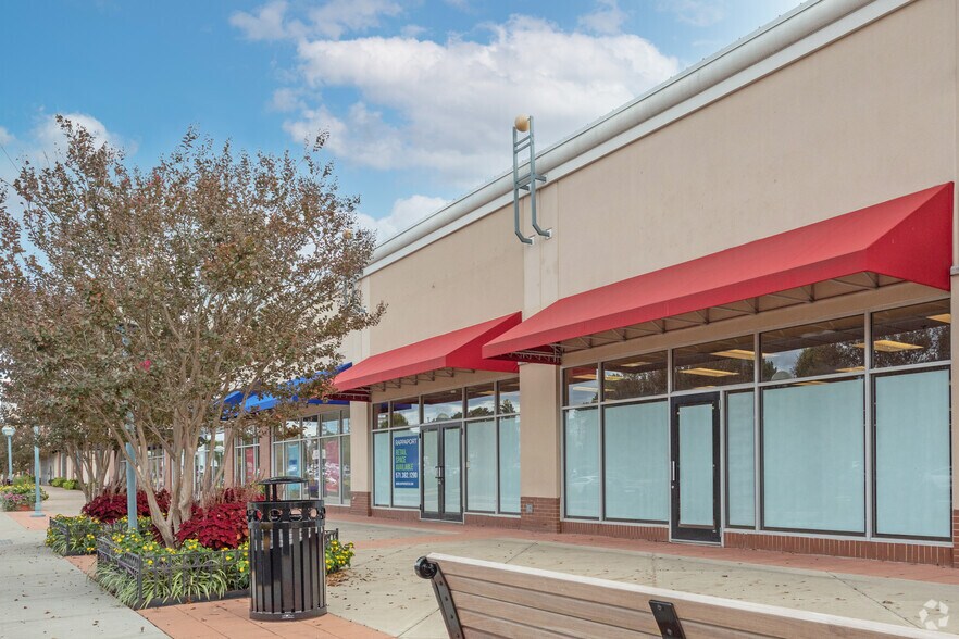 More Photos Of 12189-12239 Fair Lakes Promenade Dr, Fairfax Freestanding For Lease