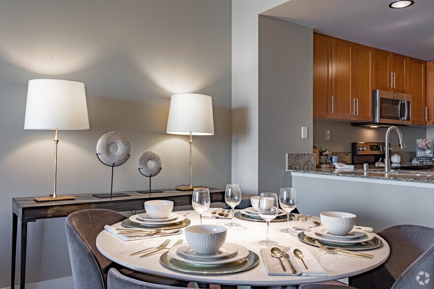 More Photos Of 7650 SE 27th St, Mercer Island Apartments For Lease